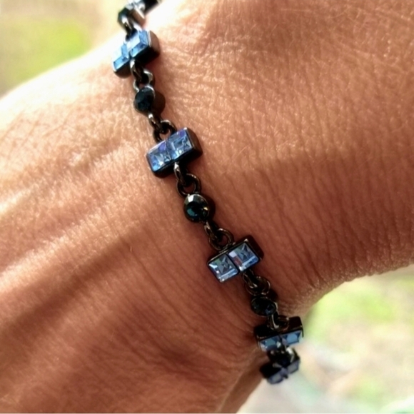 Givenchy Vintage Art Deco Gun Metal Hematite & Ocean Blue Crystal Bracelet - Picture 1 of 4